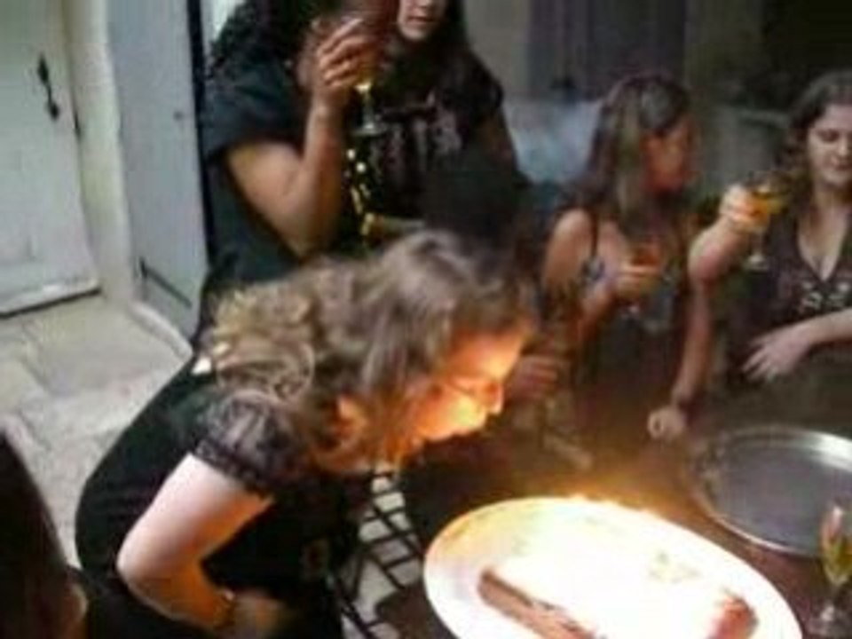 Soufflage de bougies de mon seizième anniversaire :o