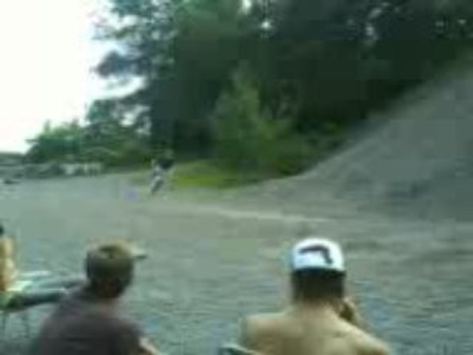 remi en back flip