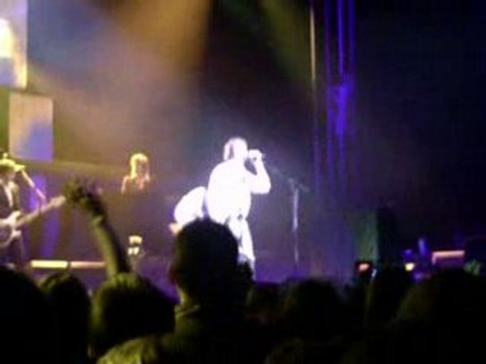 Concert de James Blunt au dome [ Amande ]