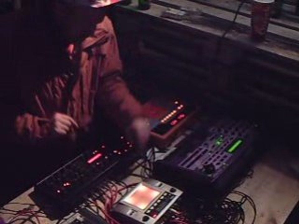 Teuf 6tek, FLS 01 11 08