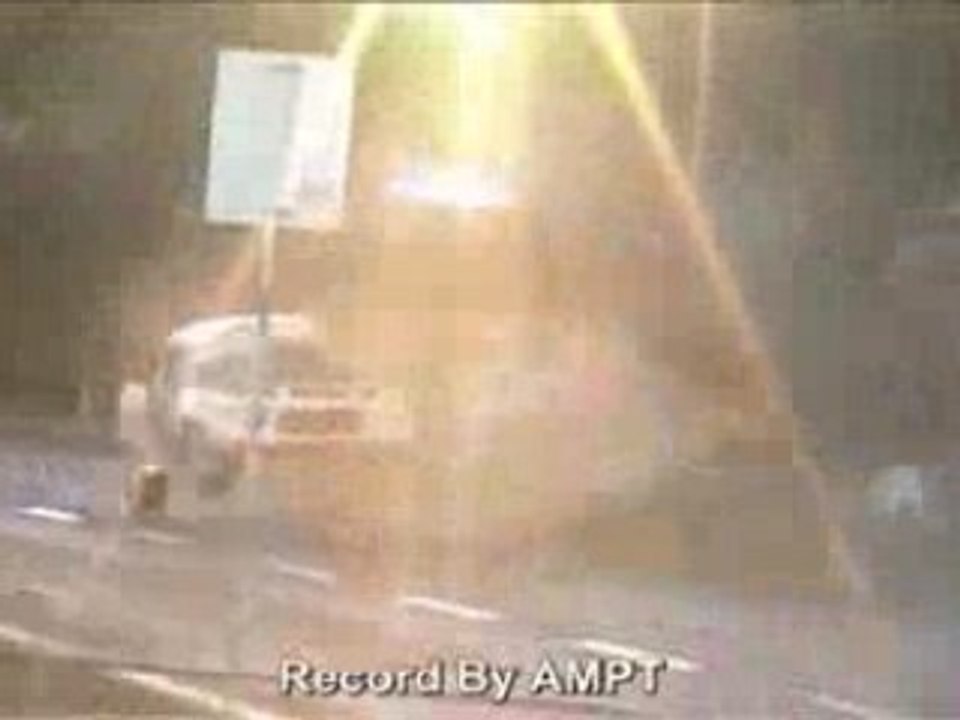 Crash Mitsubishi violent