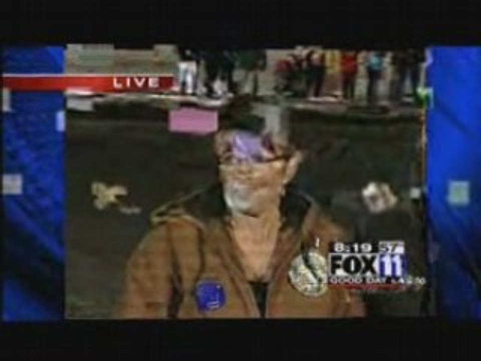 08-11-04 17h20 Sarah Palin repart voter en Alaska