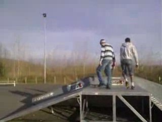 Chris en mode skateur