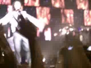 La fin du Concert de James Blunt à Marseille [ Amande ]