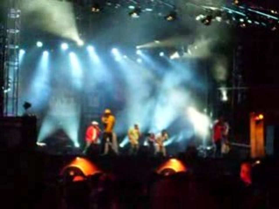 Naturally 7 au festival de jazz 2008 Montréal