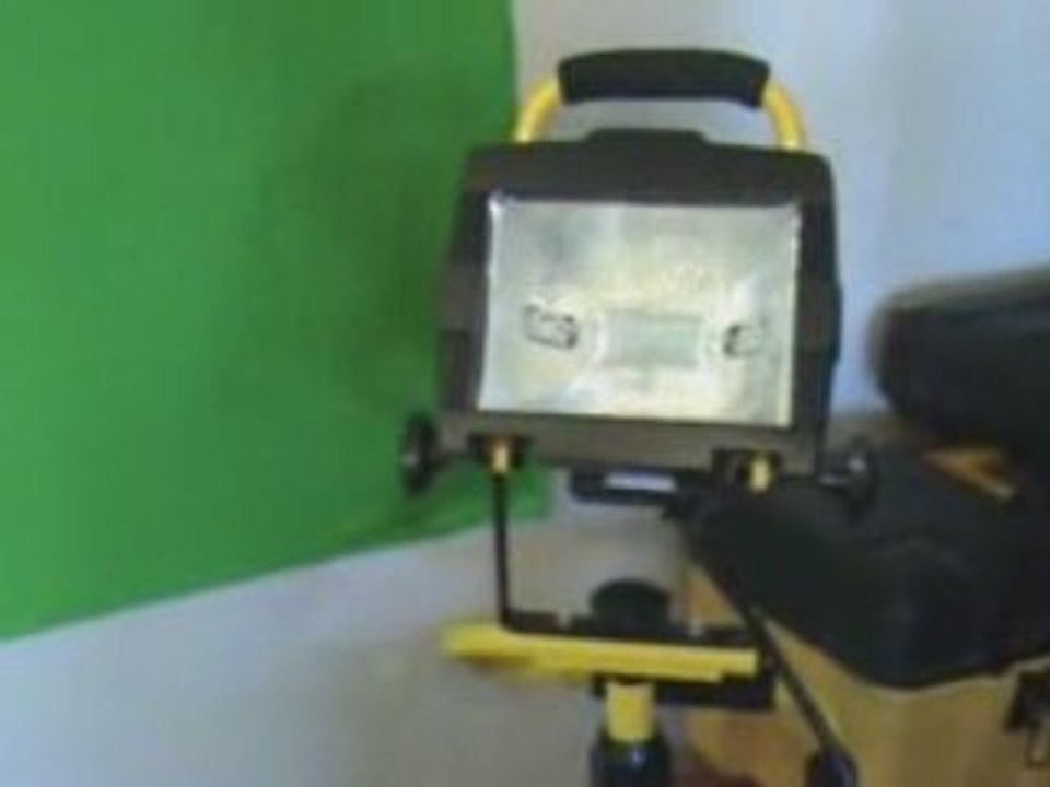 Chroma Key / Green Screen Lighting Set up