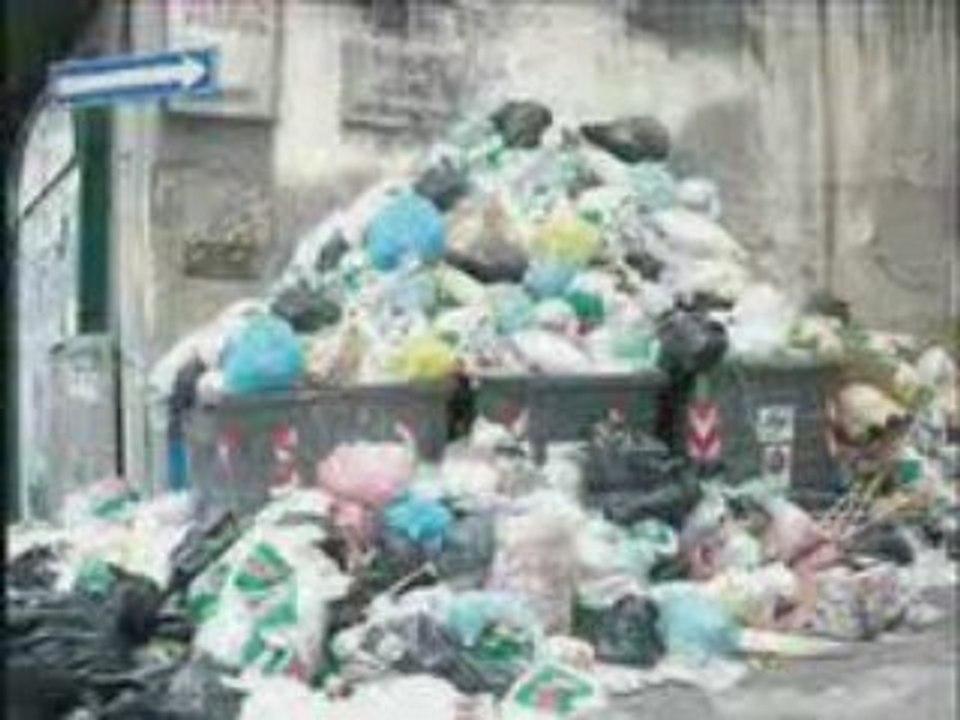 Napoli is burning
