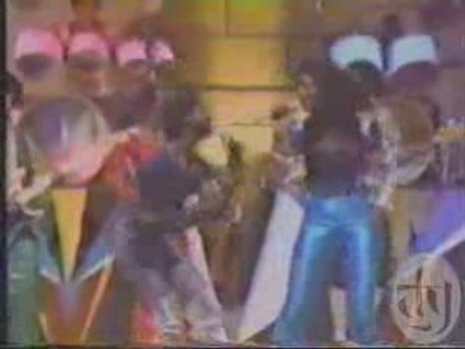L.A Voyage - Never Looking Back [FUNK]