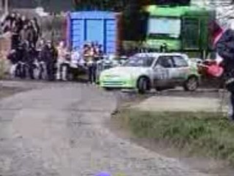 Peugeot 106 sortie au rallye des géants 2000