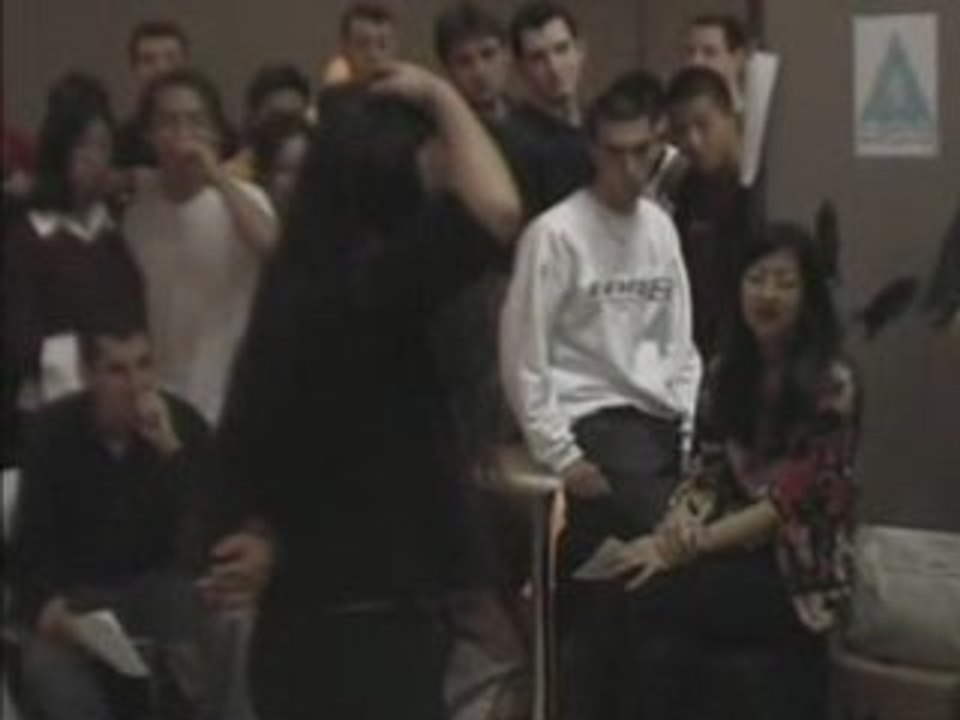 Xiu Mai - Let's Groove @ 2002 - Paris - Cartoonist