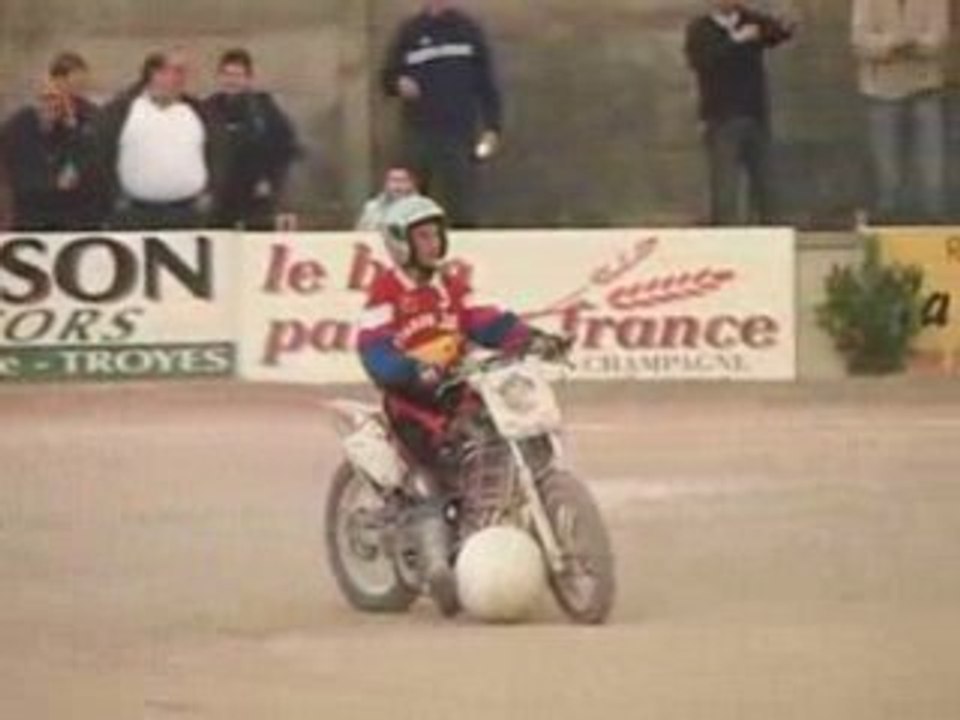 Troyes / Motoball :  le SUMA sauve sa saison ... de peu