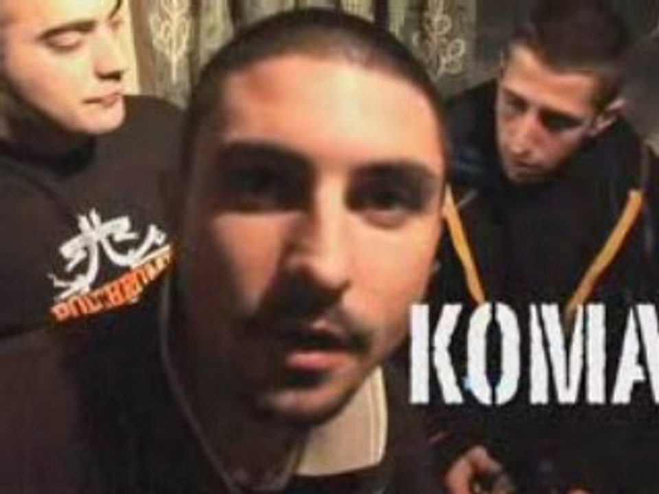 "Freestyle à la camping" candidat n°2 : KOMAR (Polychrome7)