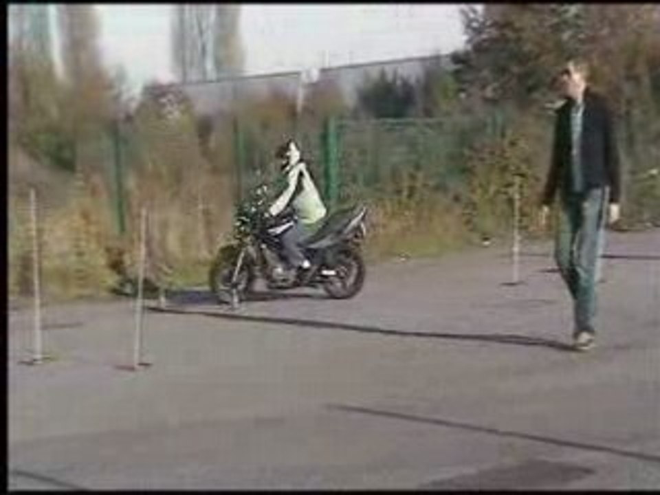 Circuit lent permis moto