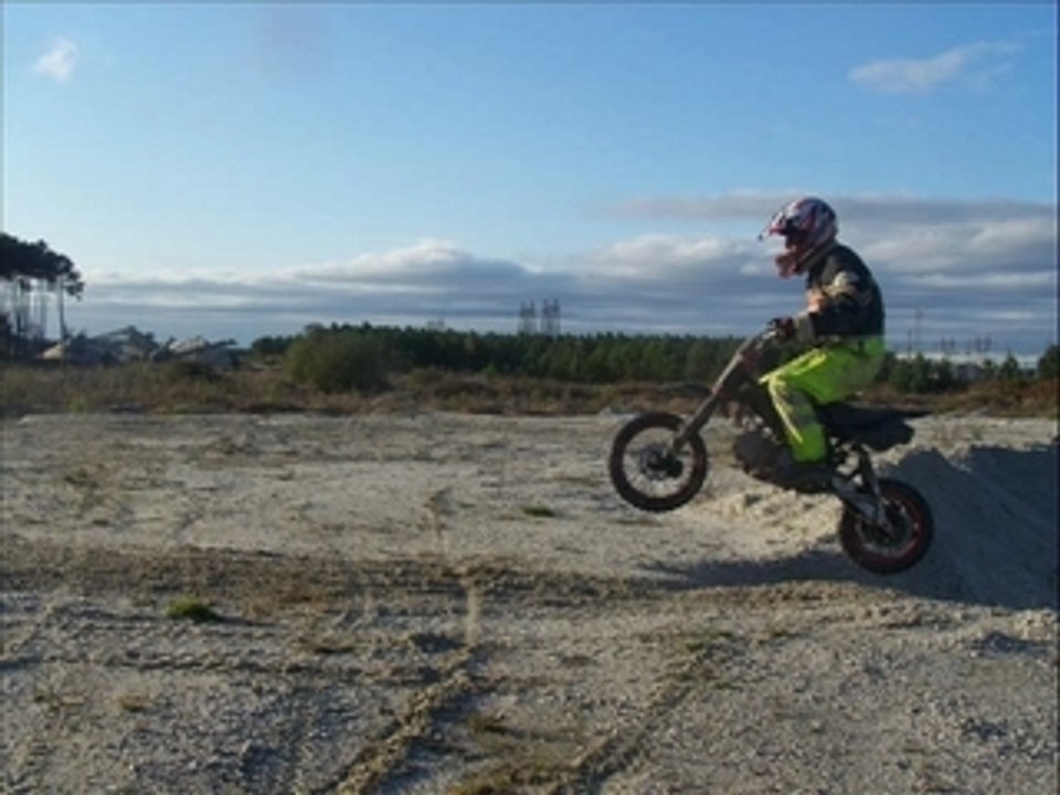 SAUT DE DIRT
