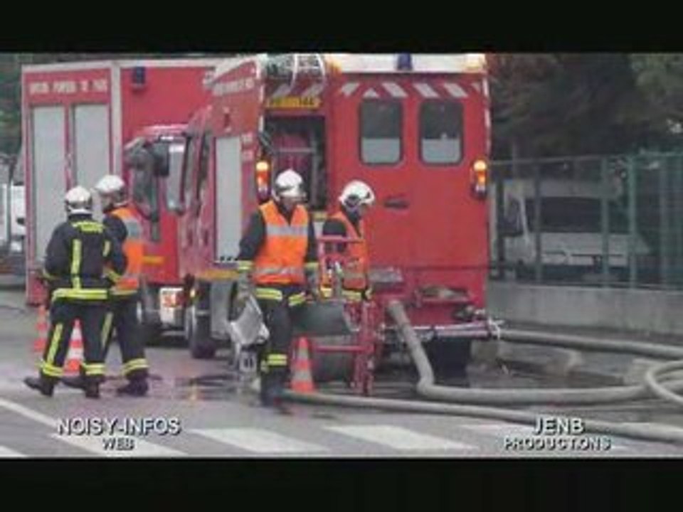 122 pompiers à Noisy-le-Sec ( incendie usine 5 11 2008 )