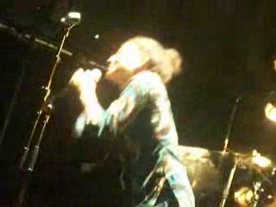 Nneka - Live 3sur3 (2de2)