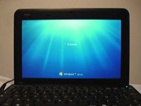 MSI Wind U100 booting Windows 7 pre-beta