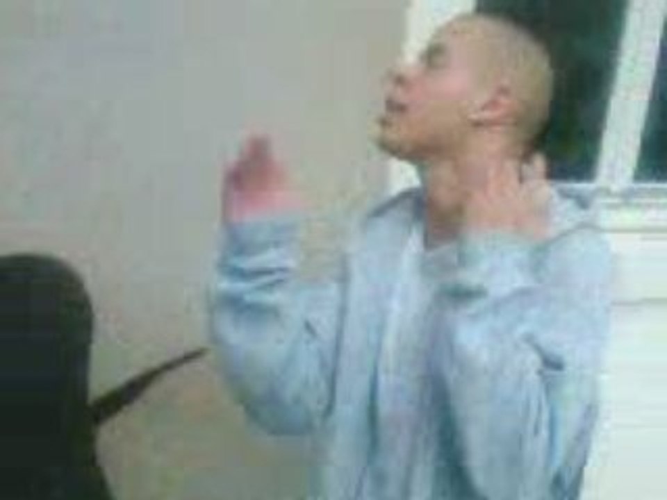 VID003