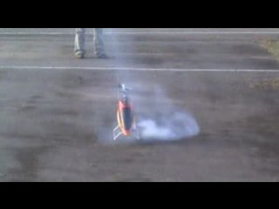 Jérémy et son T-Rex 600 le 2 Novembre 2008