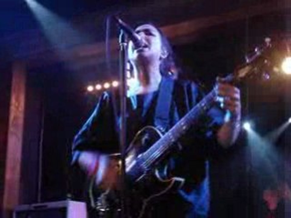 Sahara Hotnights - visit to vienna (extrait)