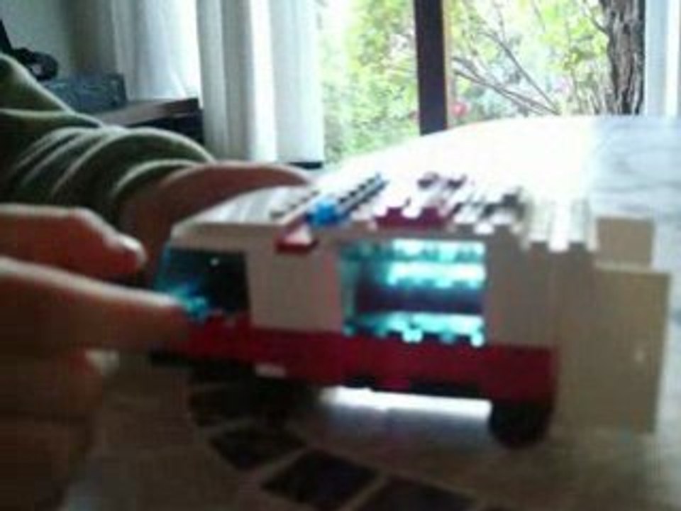 Ambulancia lego2