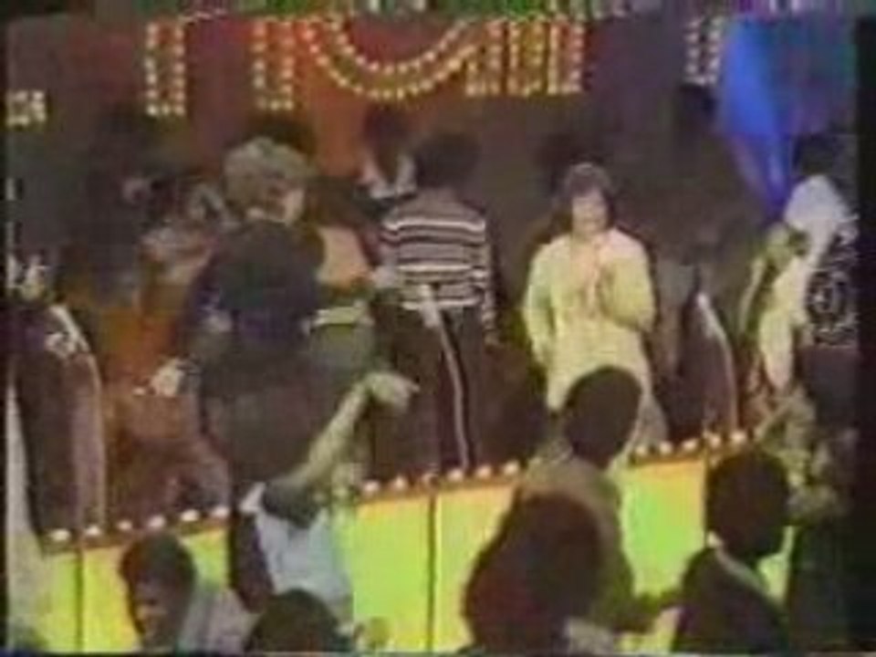 The Sisters love - Give me your love