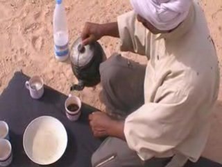 Partage du repas avec le droma