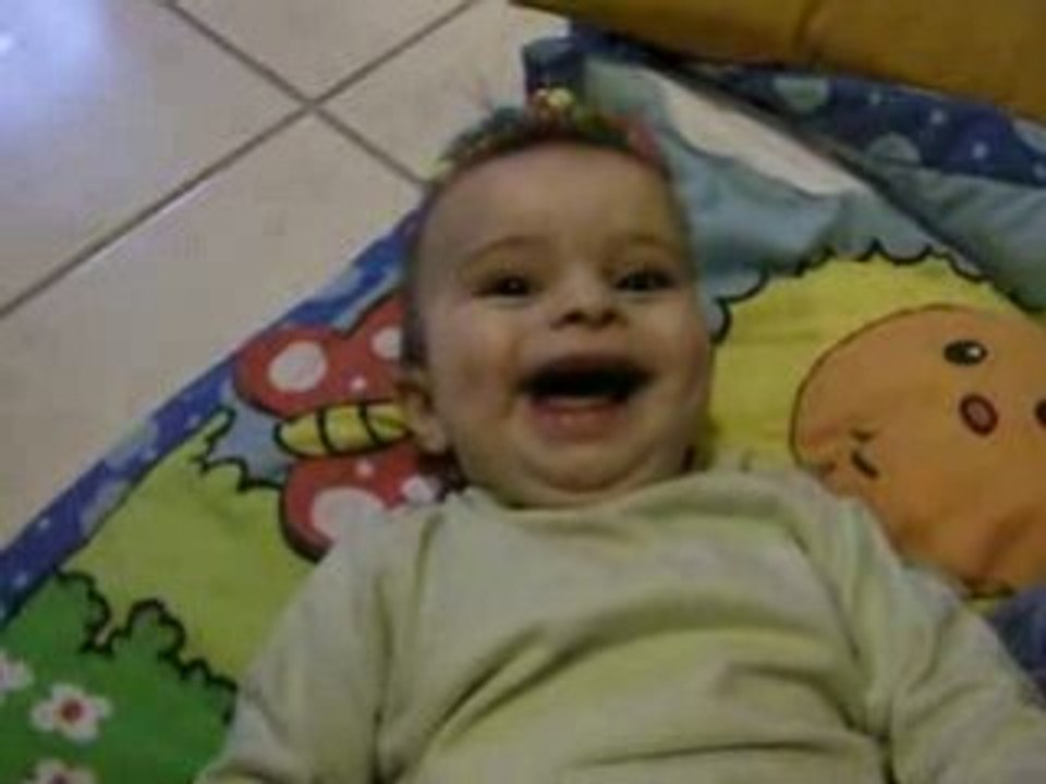 Loulou rit