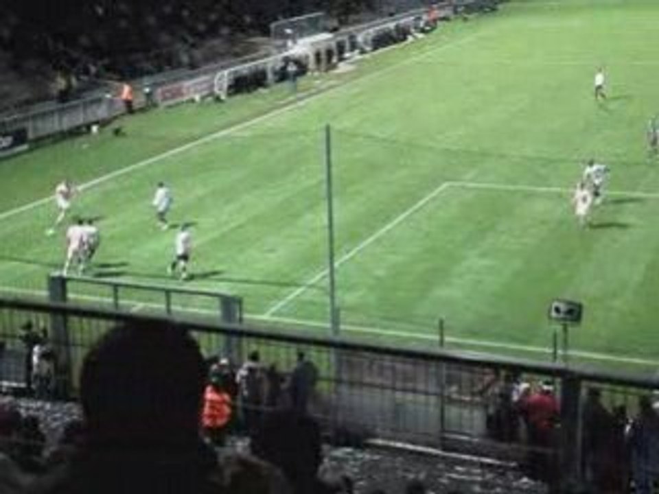 Angers amiens     1 0     but du sco .    arbitre de merde