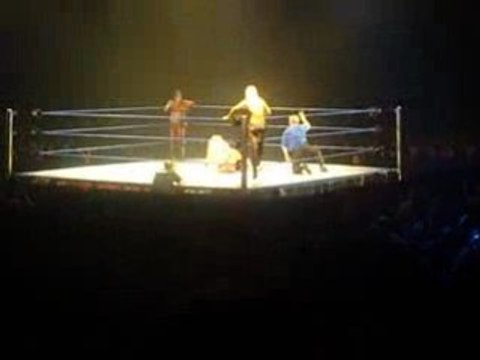 sd ecw Maryse & Nathalya vs Michelle McCool & Maria P.3