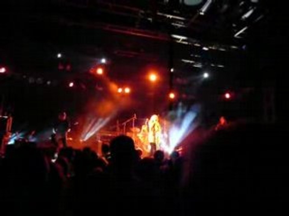 Like lovers do_extract_Elysee Montmartre 28/10/2008