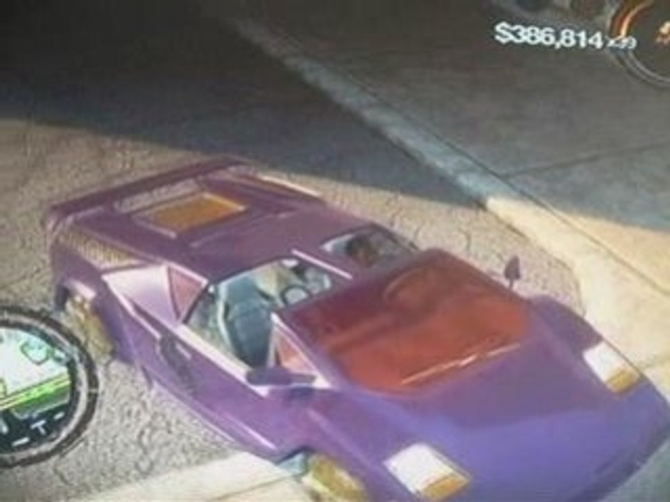 Grand Theft Auto 4  vs Saints Row 2