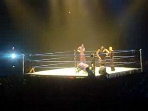 sd ecw MVP et Mark Henry vs Hardy Boys P.4