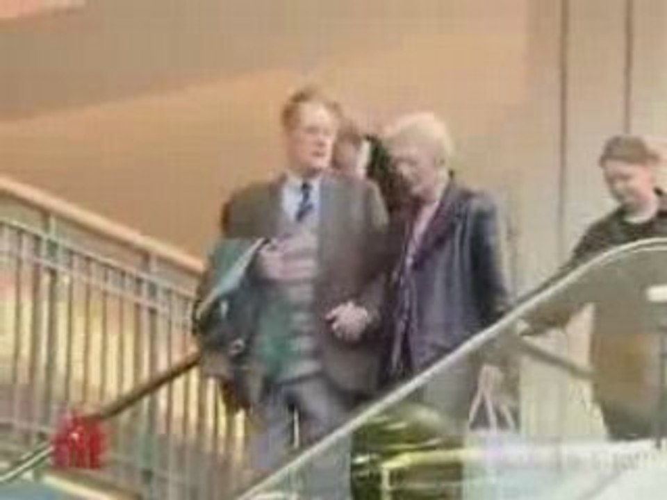 Lachvandedag.nl - Kus van een vreemde