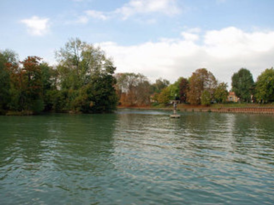 Les Bords de Marne