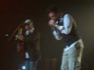 Christophe Maé avec son harmonica