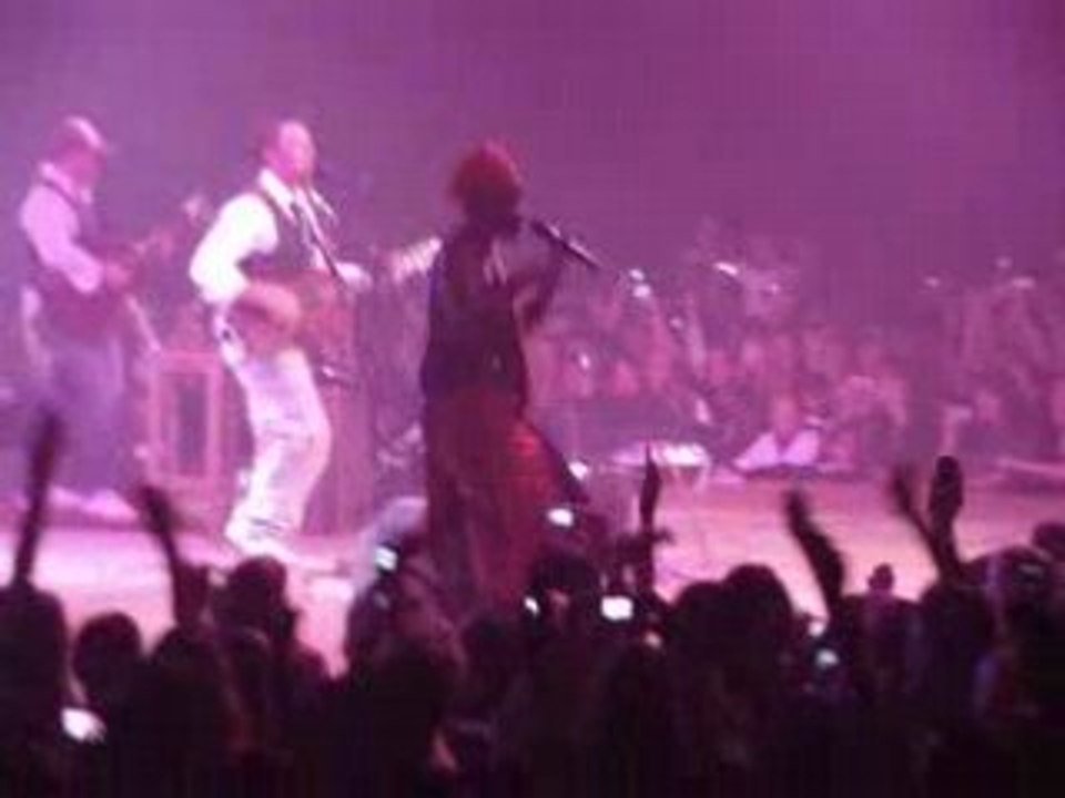 Christophe Maé-c'est ma terre (extrait)