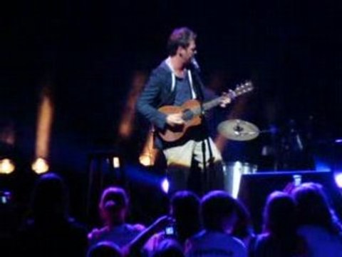 CHRISTOPHE MAE ACOUSTIQUE. OPERA D'AVIGNON. GALA FAIRE FACE