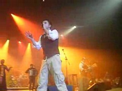 Christophe Maé au PDS - Sa danse donne