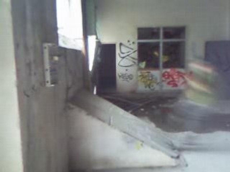 Wall ride hangar carpentras