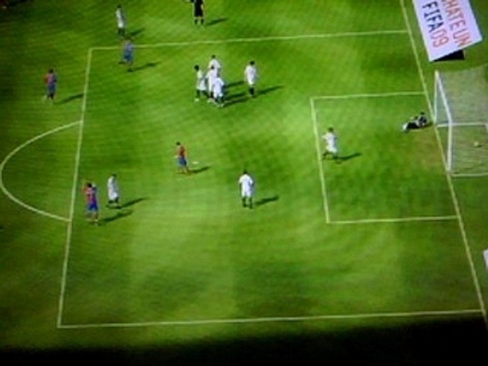 suberbe coup franc benzema fifa 09