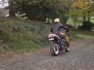 PREMIER TOUR DE ROUE DU 900 CBR