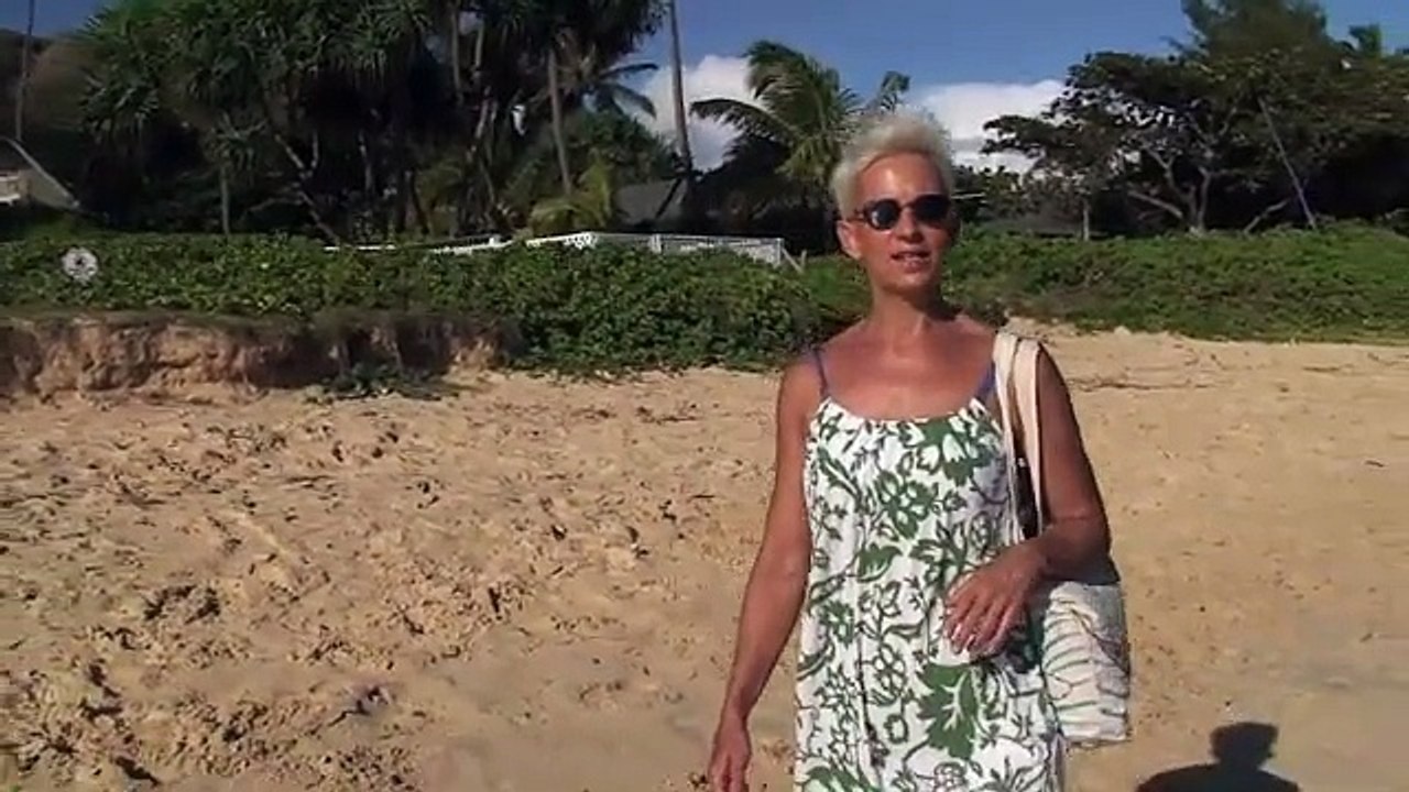 Beach Walk 713 - Thinking Makes Us Hungry