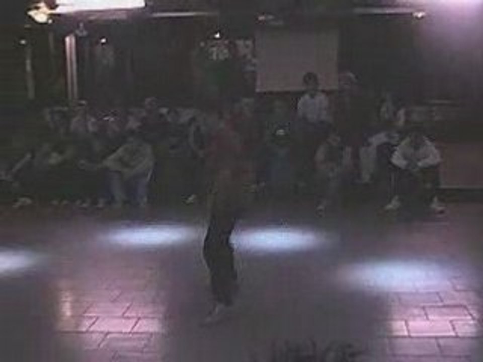 VERTIFIGHT MARSEILLE:DA FLOW VS LA PANDA by YOUVAL