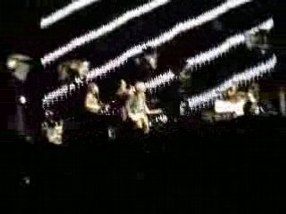 8 - Beck @ Club Nokia Opening
