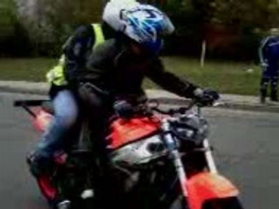 Stoppie