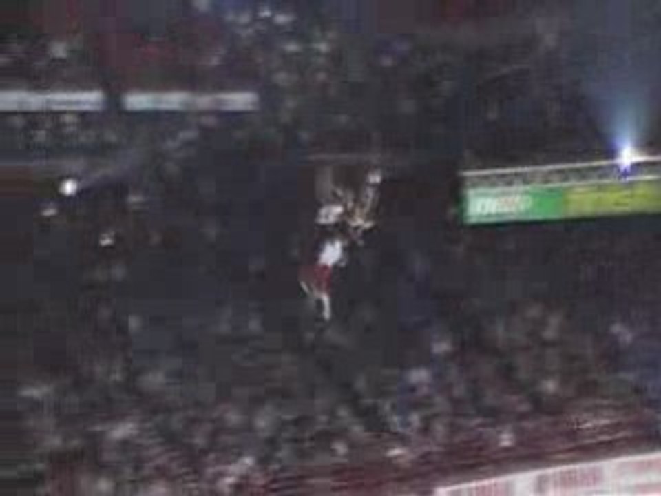 FREESTYLE PARIS-BERCY chute d'Eigo Sato petite frayeur !!!