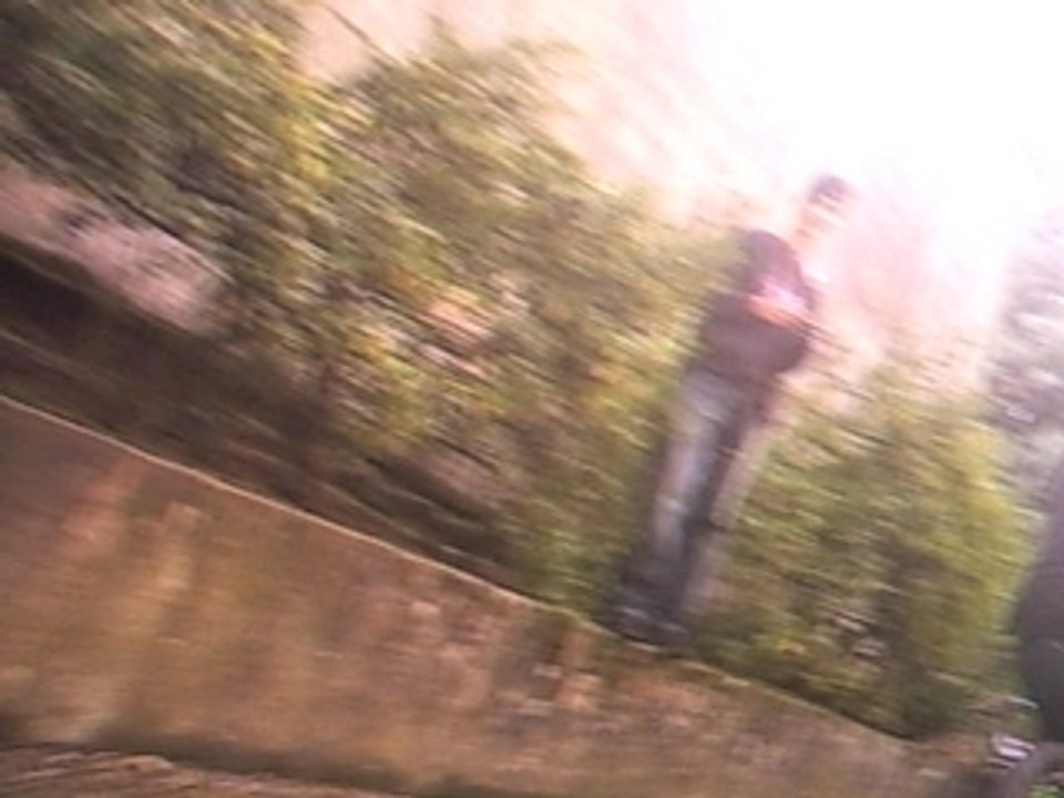 Tristan BMX saut gimnase 86