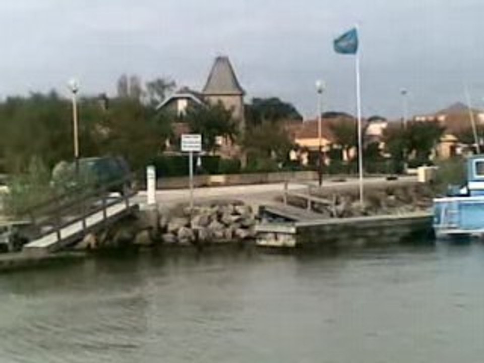 Arrivée au port des Cabanes de Fleury