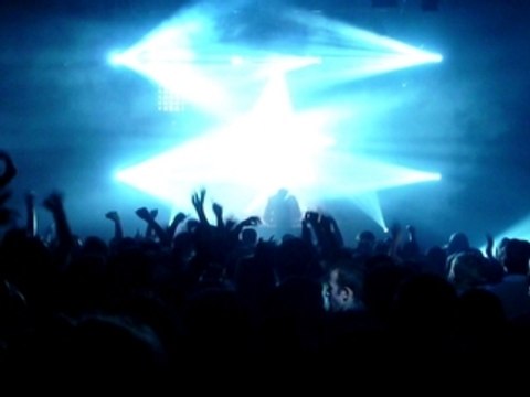 Digitalism - Idealistic